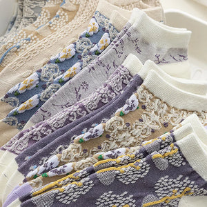 5 Pairs Retro Palace Style Summer Women Socks Thin Cotton Shallow Mouth Boat Socks Sweet Floral Three-dimensional Relief Socks