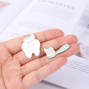 Hot Teeth Toothbrush Metal Enamel Brooch Cute Cartoon Dentistry Badge Pin Trendy Backpack Lapel Jewelry Gifts For Kids Friends