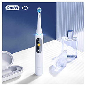 Oral-B iO Ultimate Clean Electric Toothbrush Head, Twisted & Angled Bristles for Deeper Plaque Removal, Pack of 4 Toothbrush Heads, White